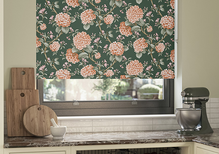 Bouquet, Springwood - Roller Blind - Image 5
